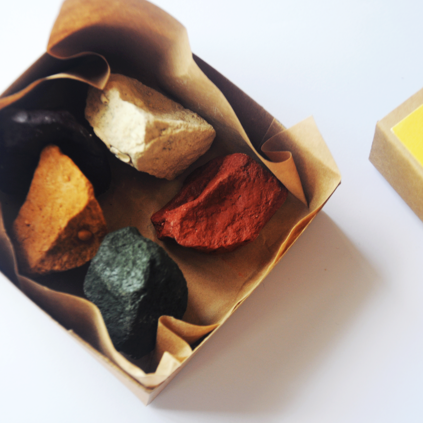 Aromacolour Serenity | CuratedJoy Collection
