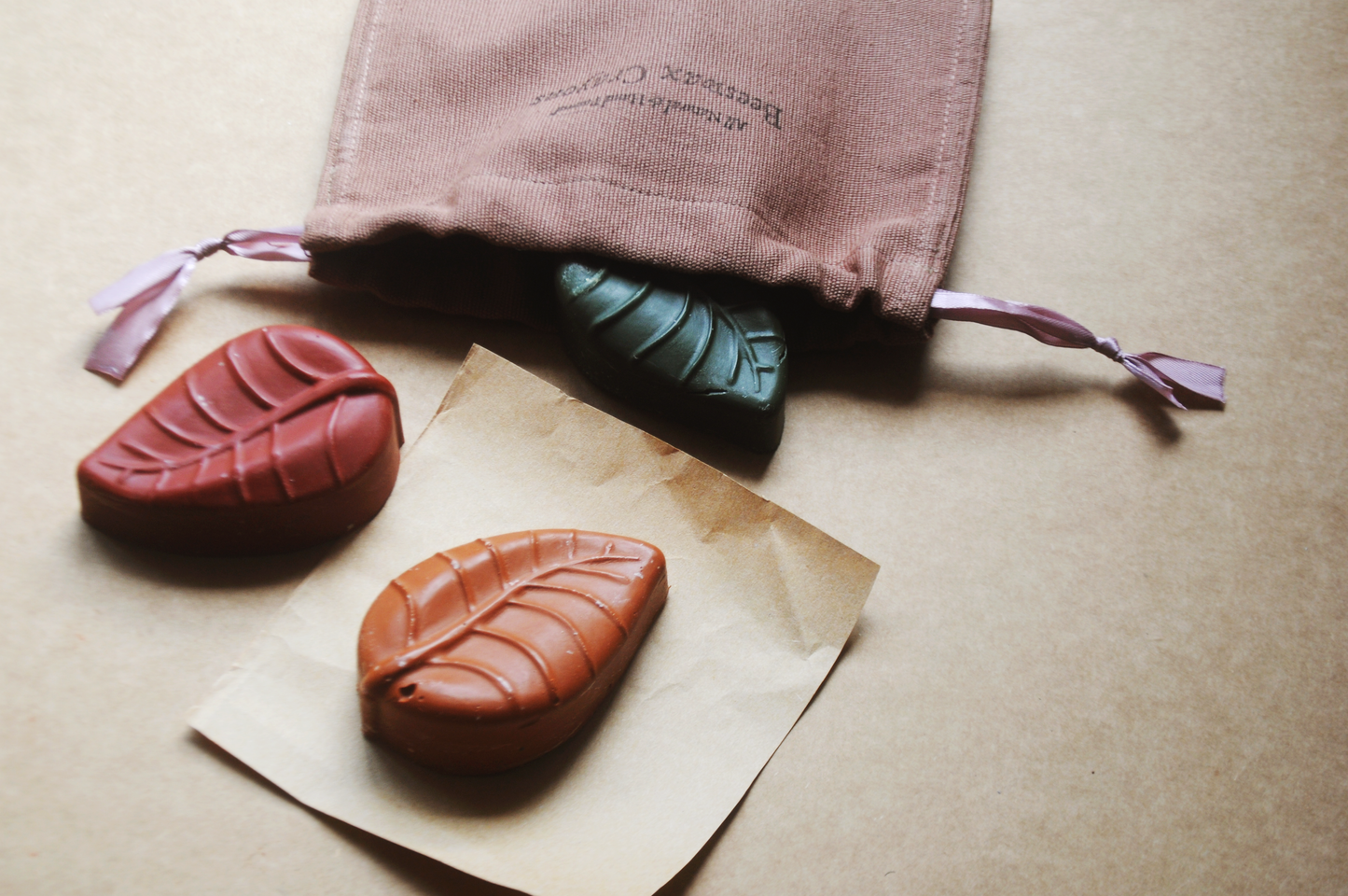 Aromacolour Serenity | CuratedJoy Collection