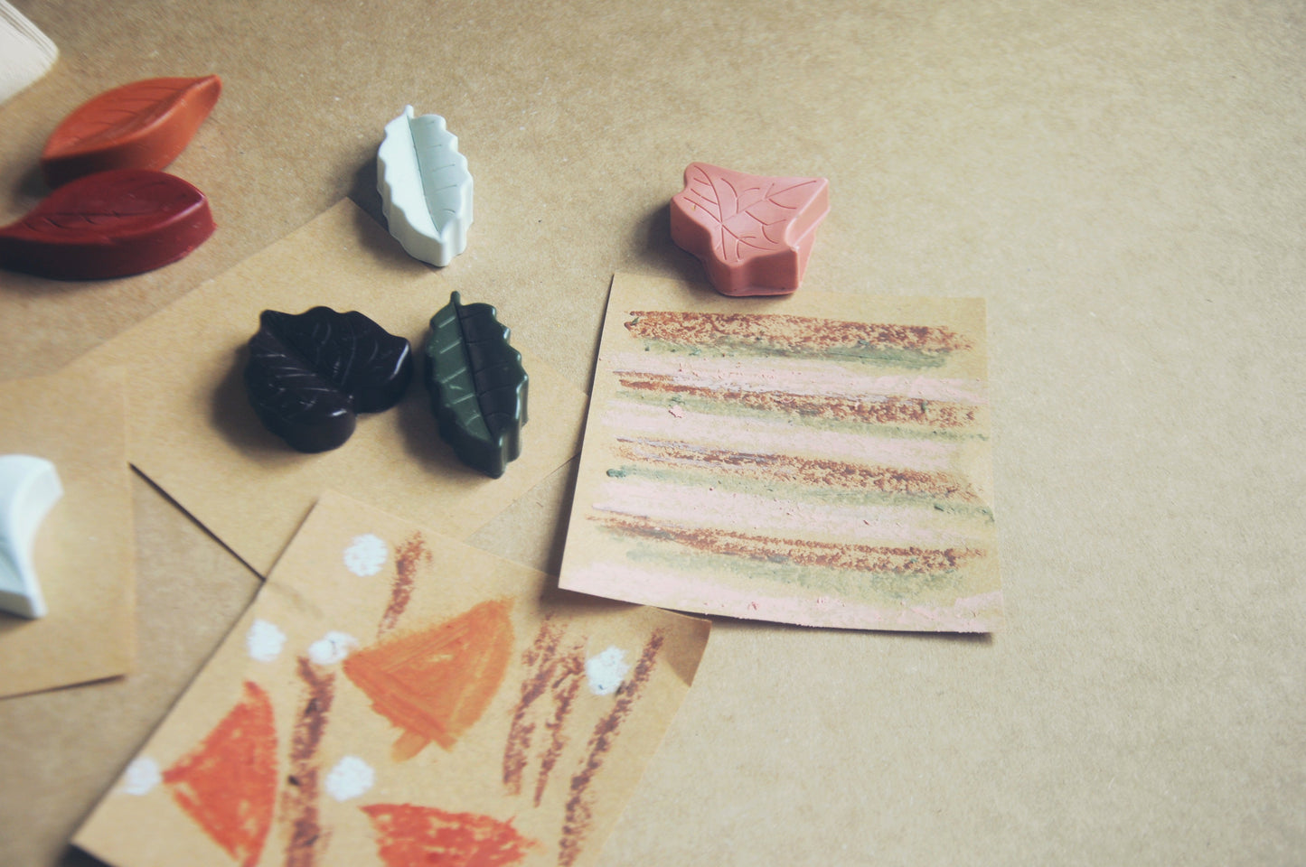 Leaf-Shaped Beeswax Crayons – Woodlands Edition