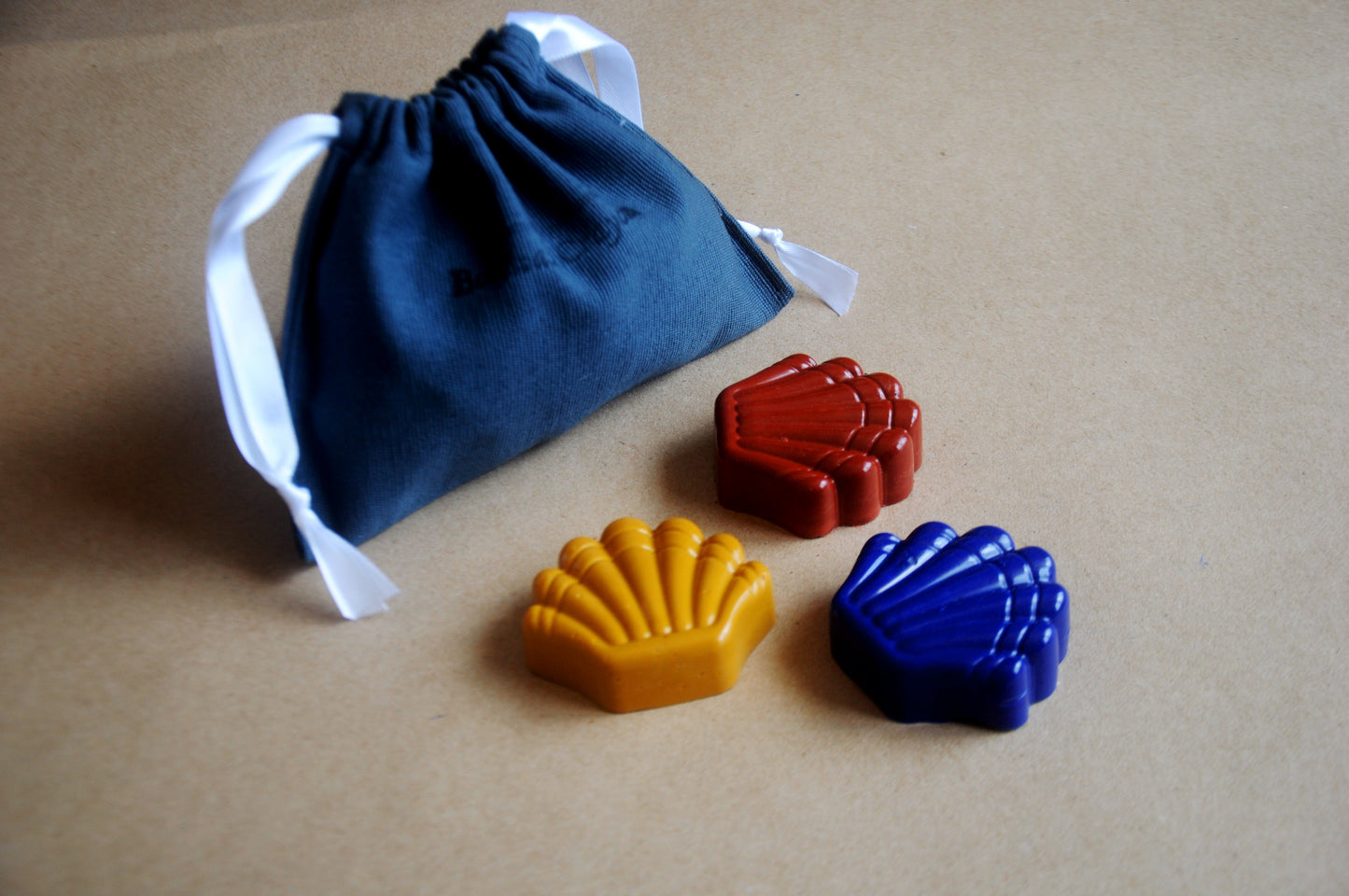 Jumbo Shells | All Natural Beeswax Crayons | 3 Set