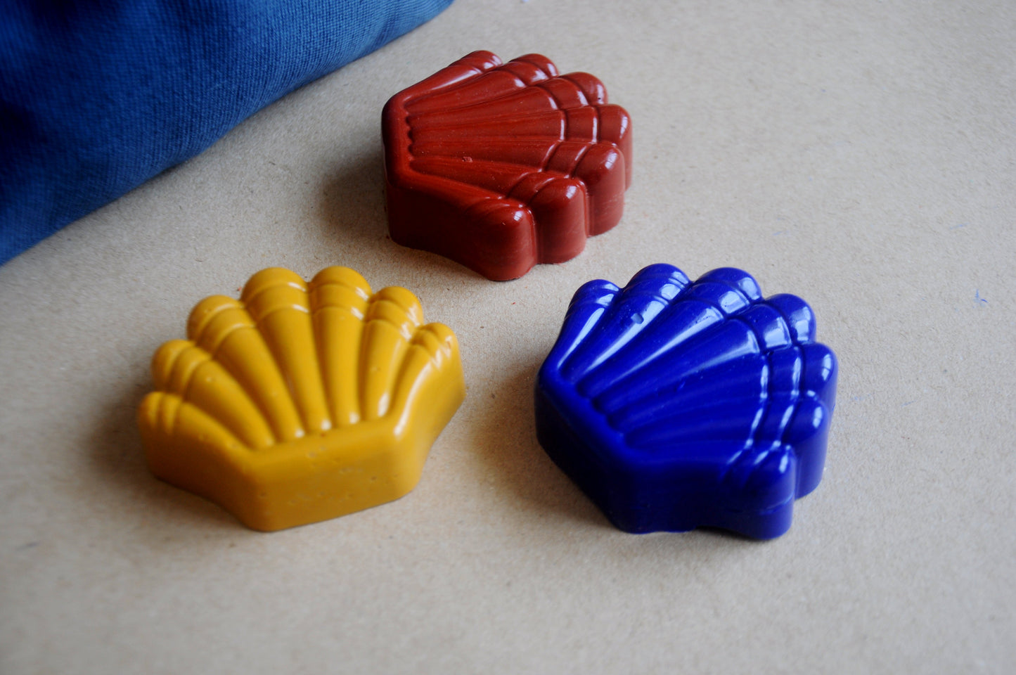 Jumbo Shells | All Natural Beeswax Crayons | 3 Set