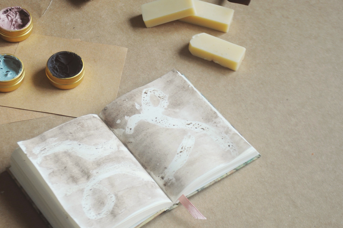 Batik Pocket Art Book – Mini Drawing & Colouring Journal for Little Artists