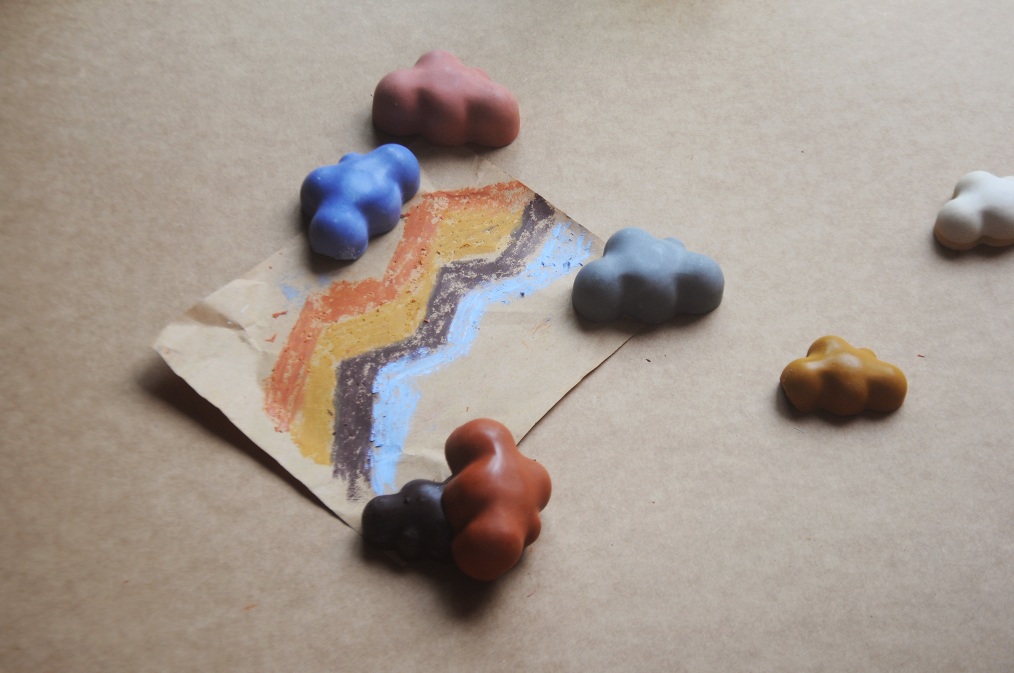 All-Natural & Non-Toxic Fluffy Cloud-Shaped Jumbo Beeswax Crayons – Set of 5
