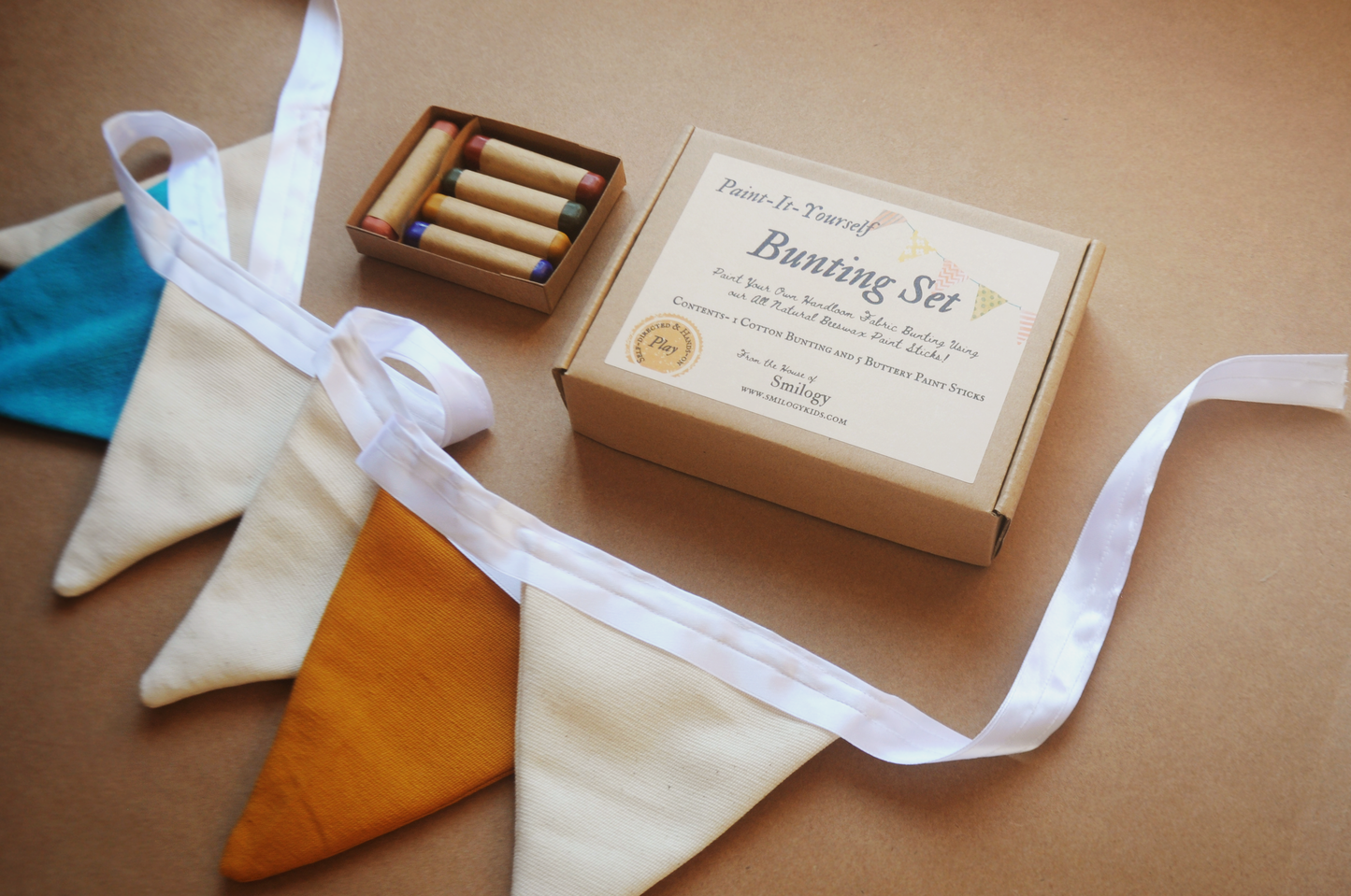 Exploring Texture | Paint-It-Yourself Cotton Bunting Colouring Set with Paint Sticks